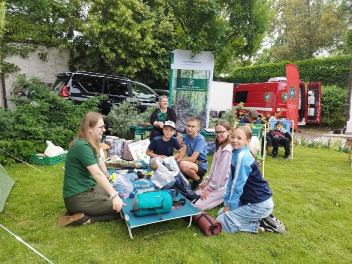 Piknik&#x20;Bezpieczne&#x20;Wakacje&#x20;z&#x20;Parą&#x20;Prezydencką&#x2c;&#x20;fot&#x2e;&#x20;E&#x2e;&#x20;Nowicka
